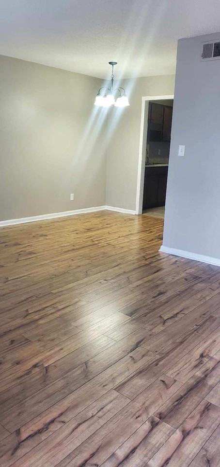 200 Doc Prince Dr - Photo 7 of 7