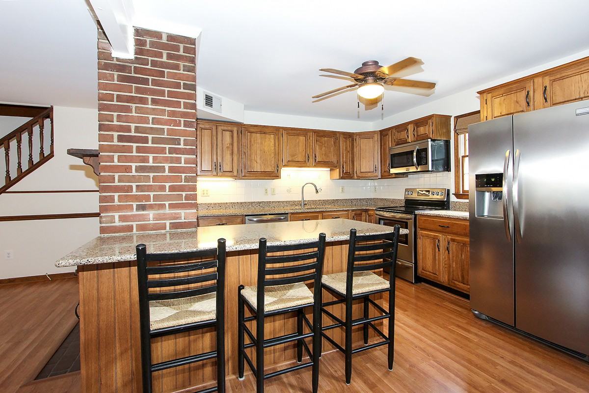 2204 Luzerne Ave #1 - Photo 6 of 22