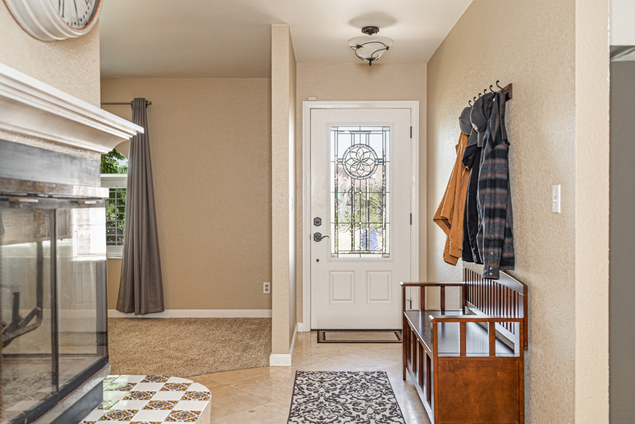 1585 Ionian St #1 - Photo 6 of 12