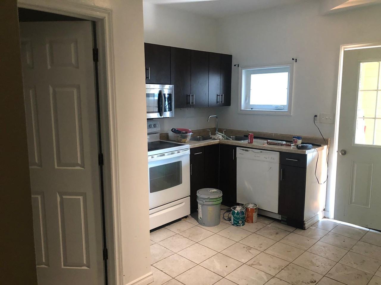 398 College Ave #1 - Photo 3 of 10