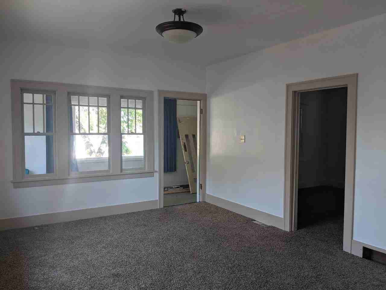 811 18th St N #1 - Photo 3 of 13