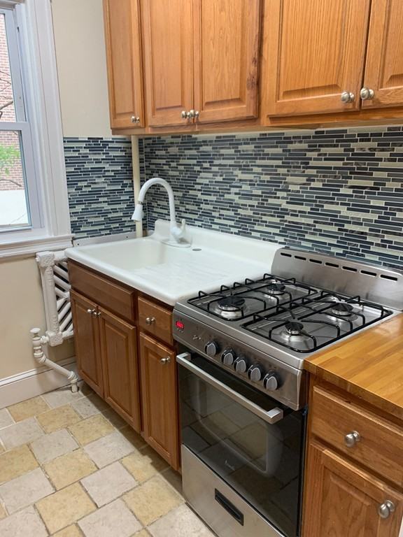 10 Remington St #208 - Photo 4 of 11