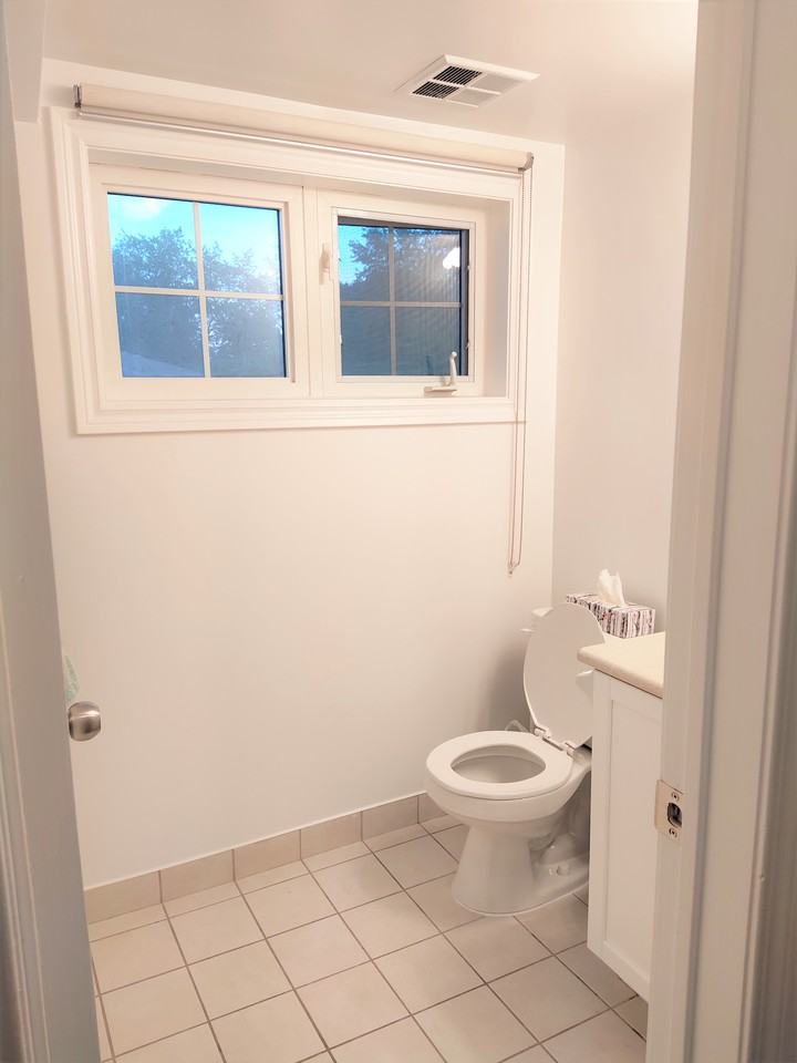 285 Antibes Drive - Photo 6 of 17