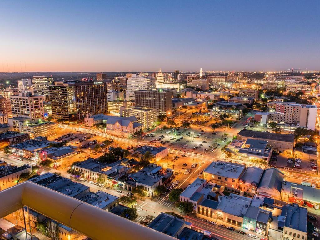 555 E 5th St #2901 - Photo 2 of 18