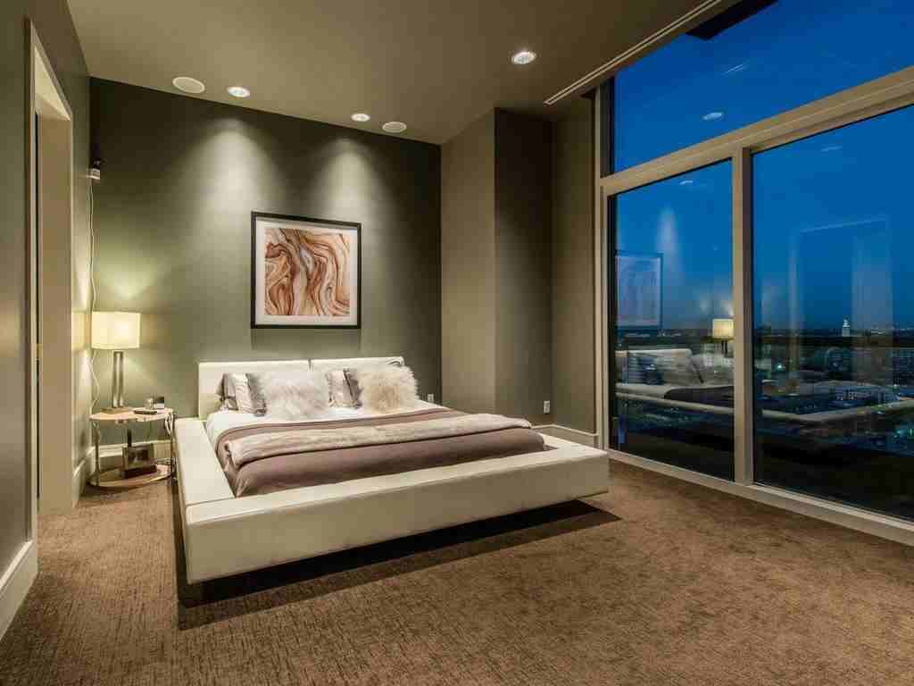 555 E 5th St #2901 - Photo 7 of 18