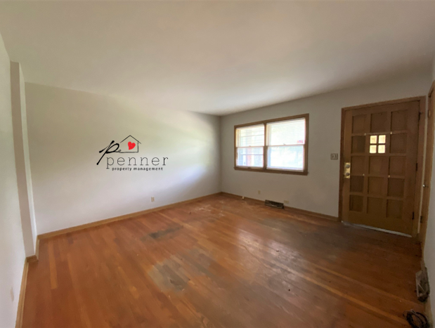 10714 E 19th St S - Photo 3 of 9