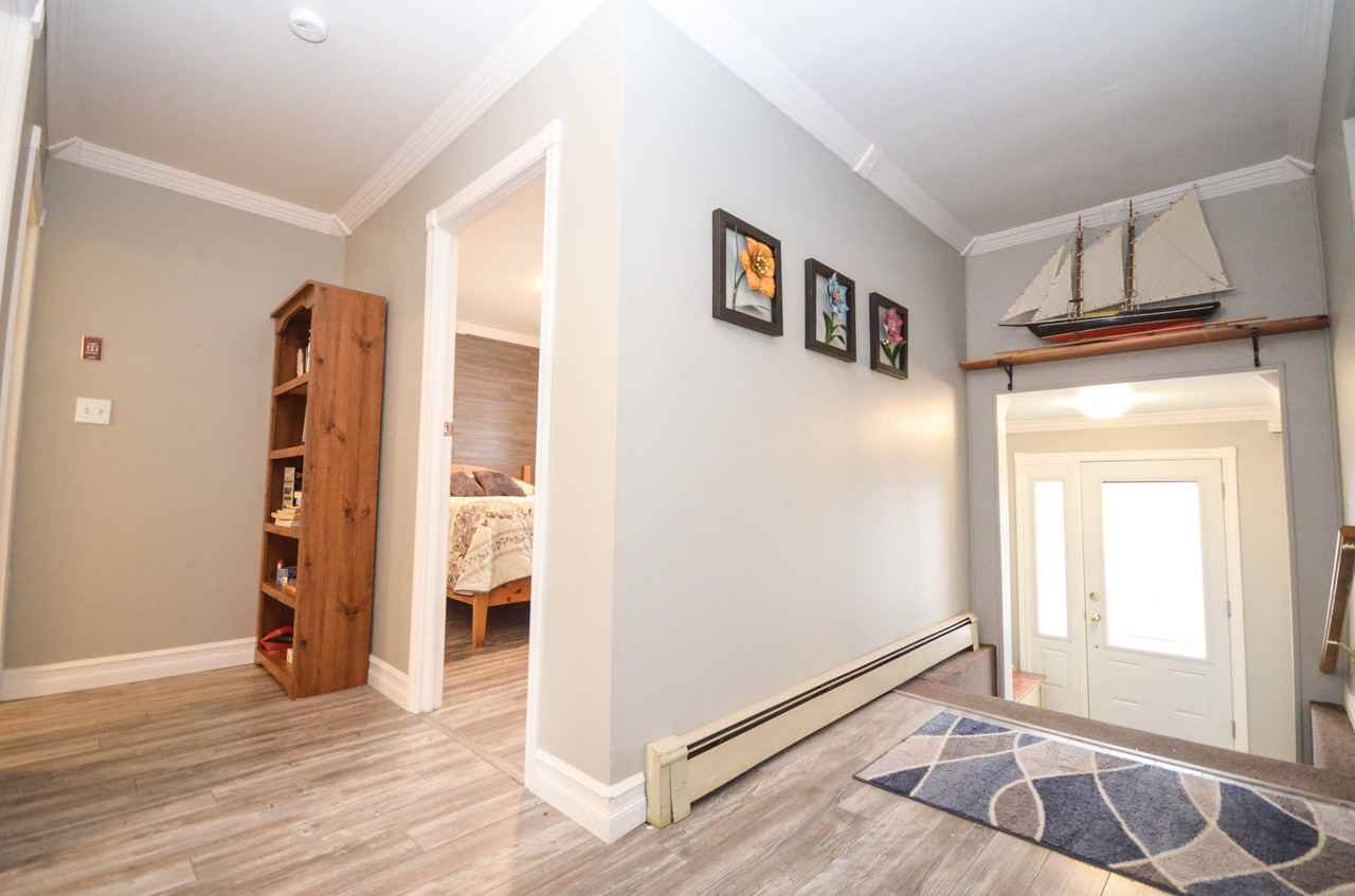 9 Matthews Place - Main - Photo 3 of 20