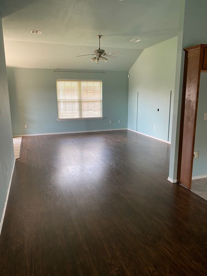 3610 Ellis Ave #1 - Photo 4 of 29