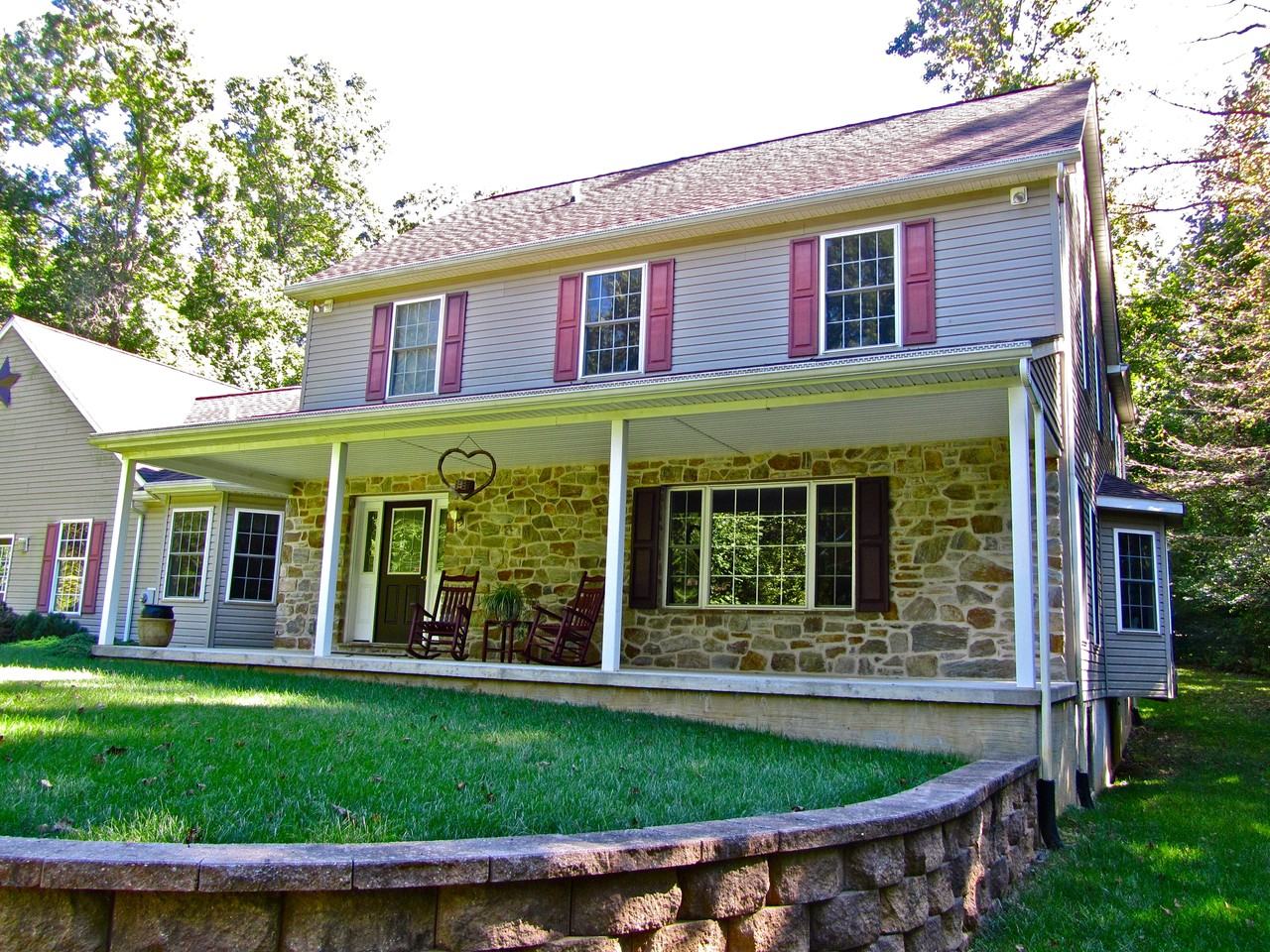 374 Quarry Rd - Photo 2 of 21