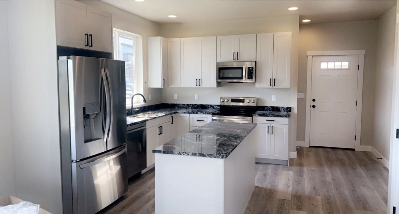 2226 Berryman Loop - AUnit A #A - Photo 5 of 11