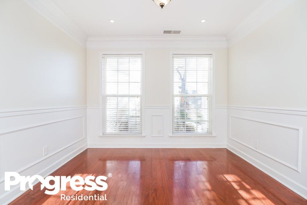 1523 Ripken Ct - Photo 3 of 19