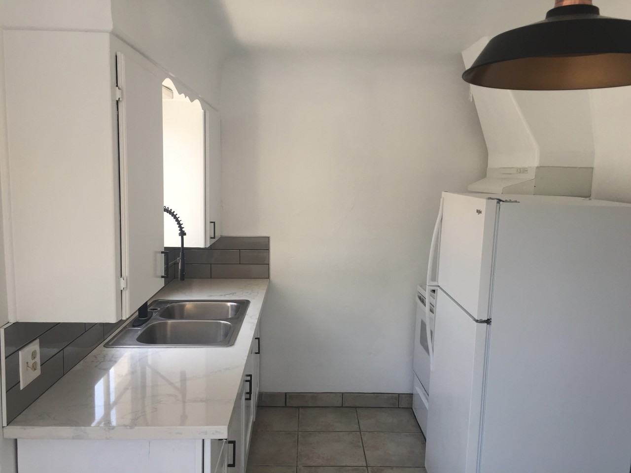 1401 W Clarendon Ave - Photo 3 of 20