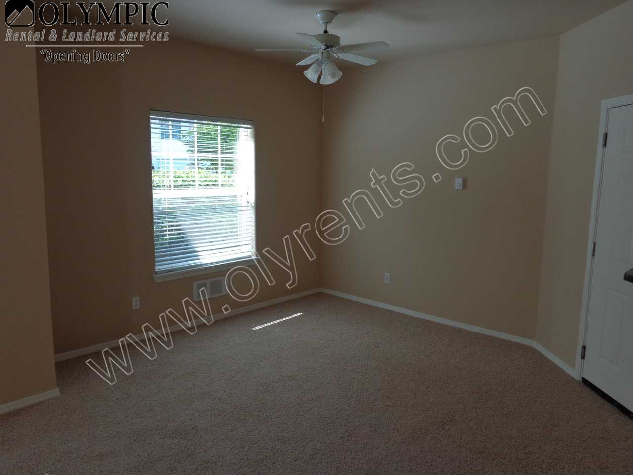 1901 Kennedy Pl - Photo 5 of 14