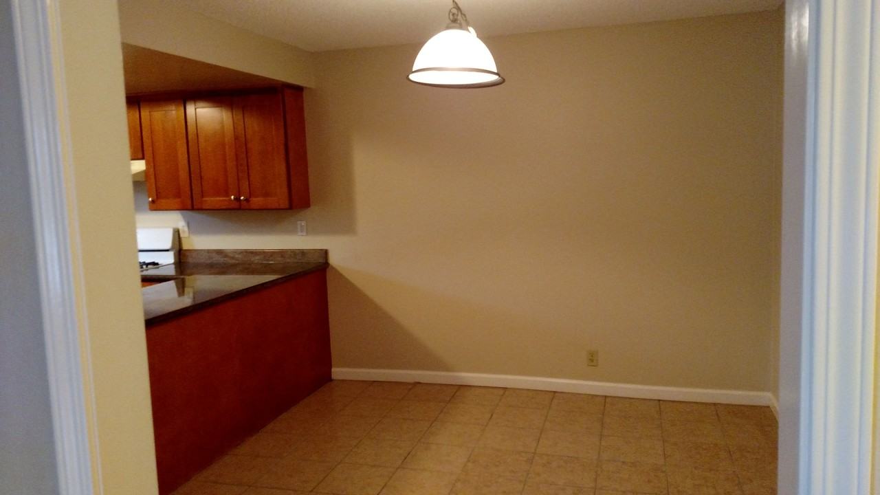 1850 Southwest Expressway #1 - Photo 3 of 12