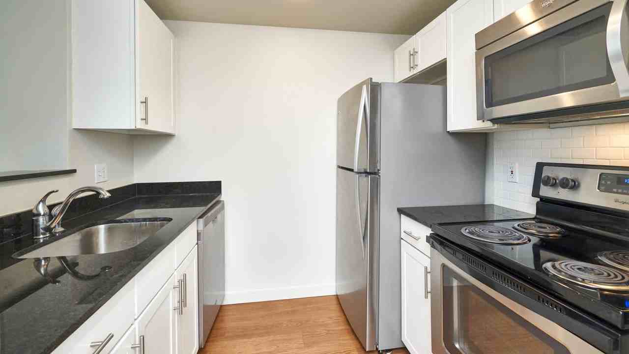 Harbor Steps - Photo 6 of 59