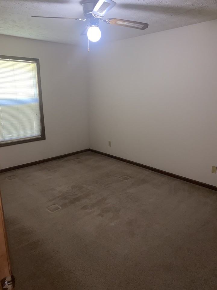 164 Eulon Loop ##B - Photo 2 of 10