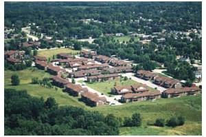 Brook Park Apartments - Photo 3 of 31
