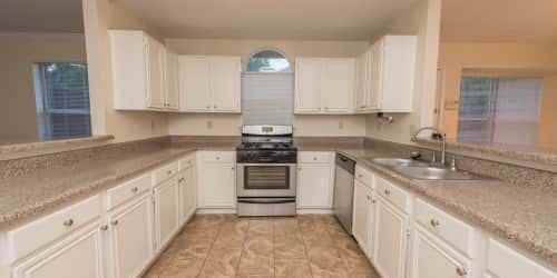 608 Paisley Dr - Photo 3 of 27