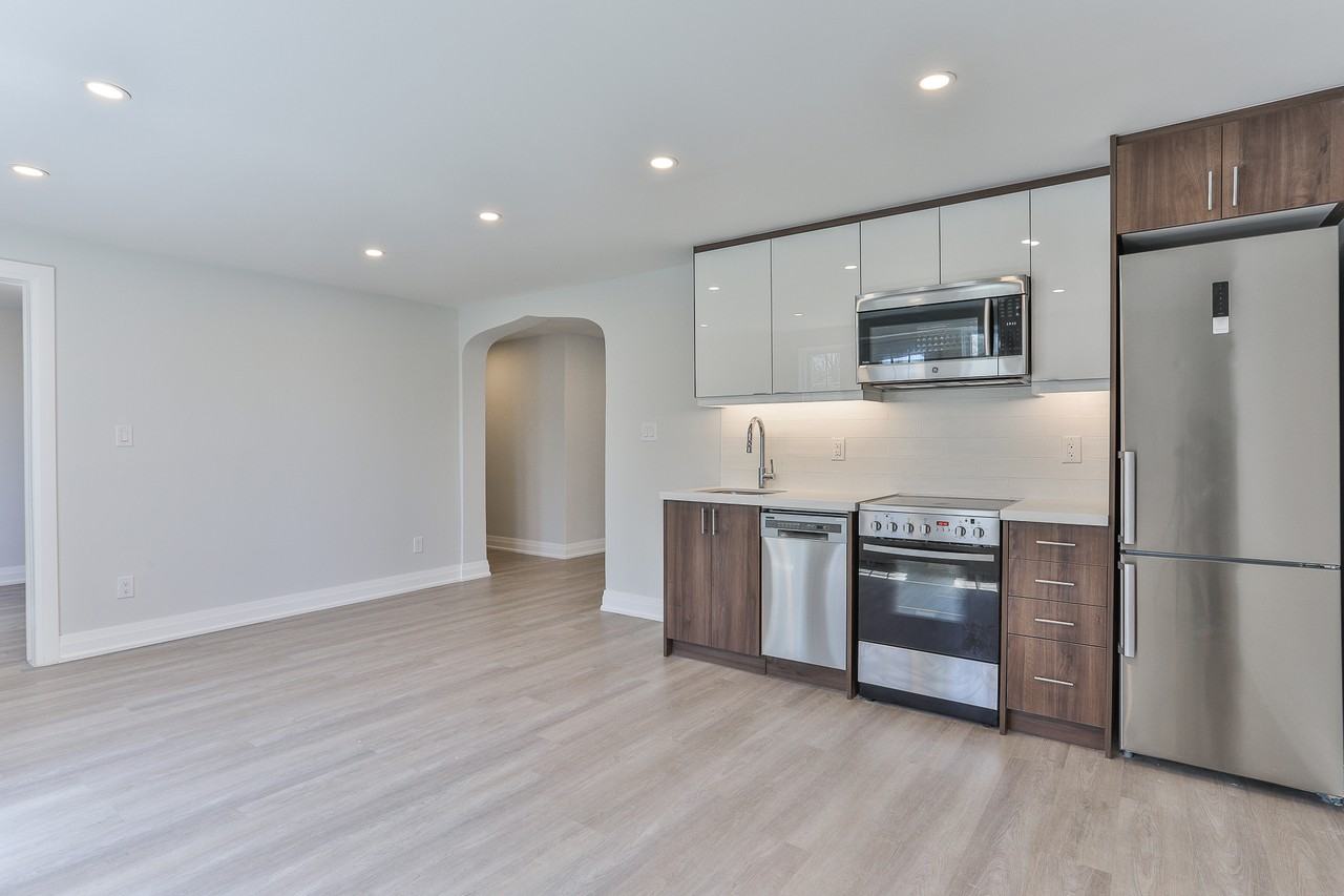 699 Eglinton Ave W, Toronto, ON M5N 1C6 Apartment for Rent PadMapper