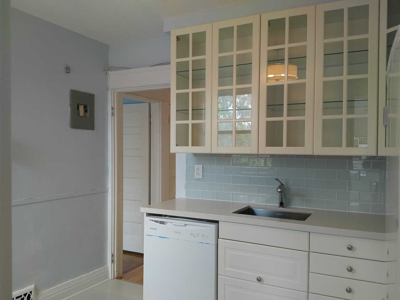 885 Davenport Road - Photo 5 of 15