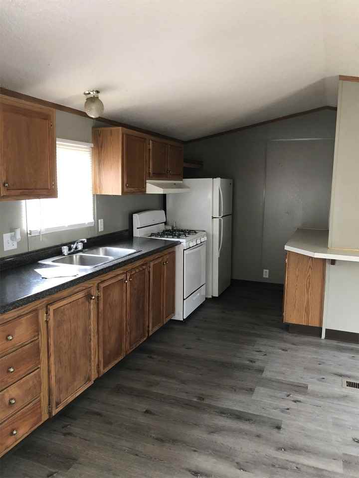 54 Towpath Rd Trlr 4 - Photo 2 of 11