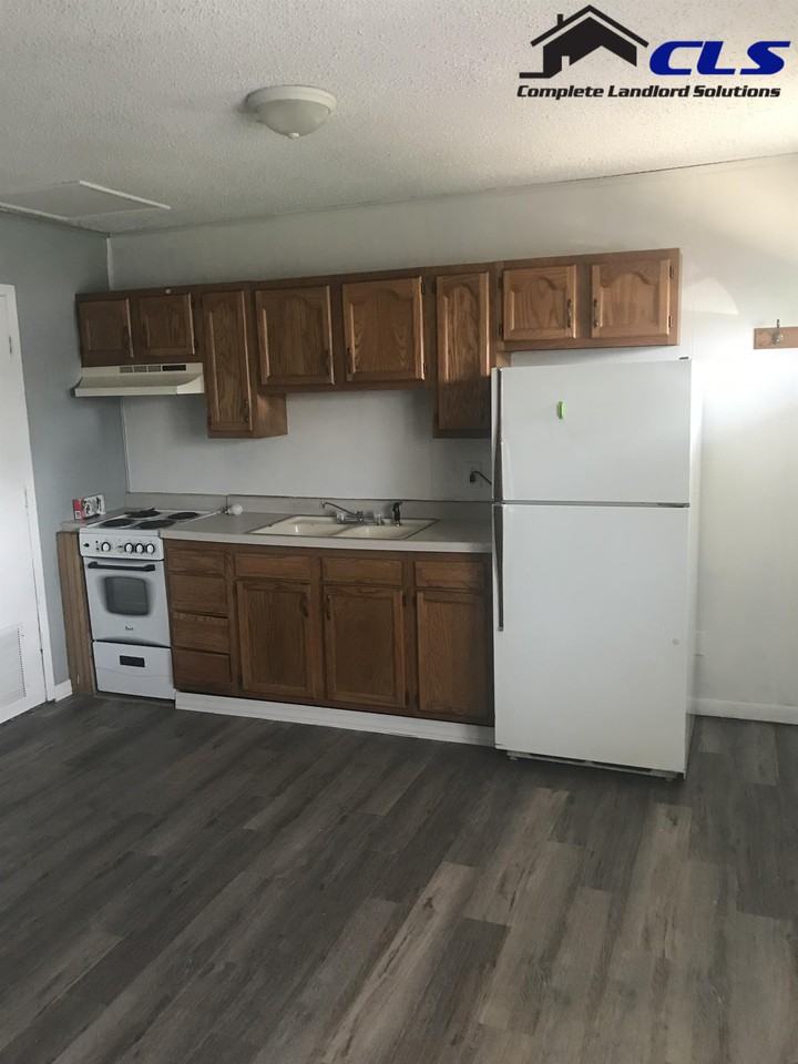 214 S 10th St #A - Photo 3 of 6