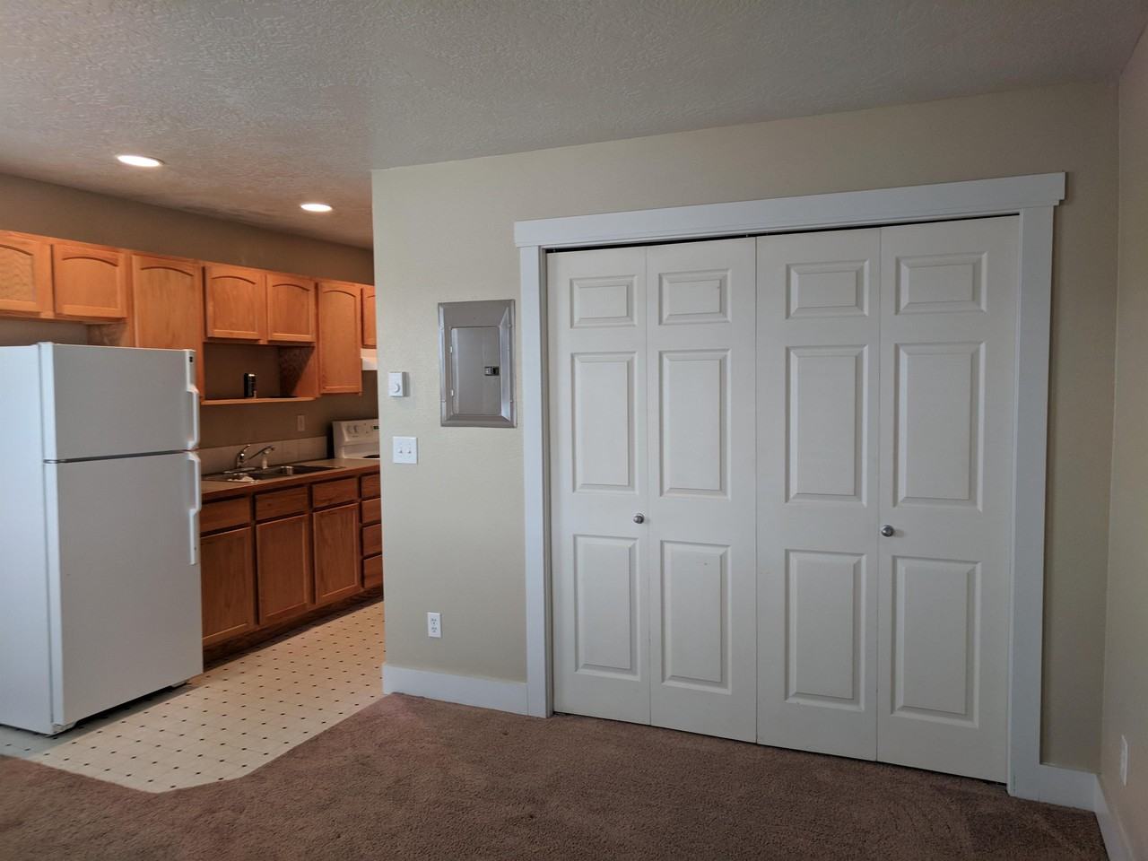 6 Big River Dr #3 - Photo 4 of 23