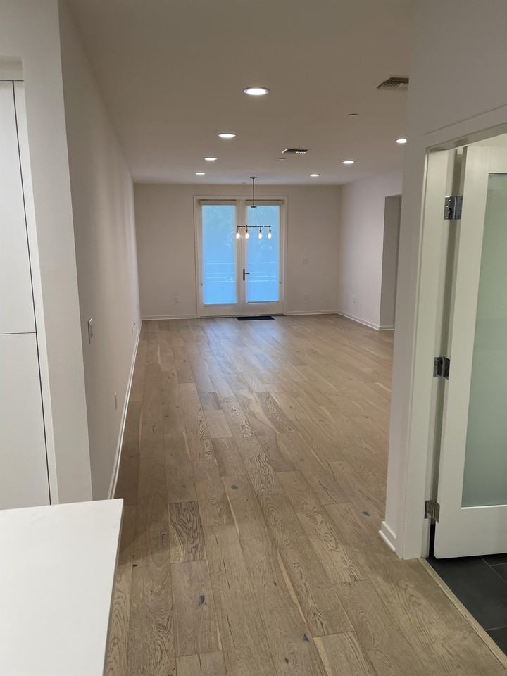 4240 Laurel Canyon Blvd #203 - Photo 3 of 13