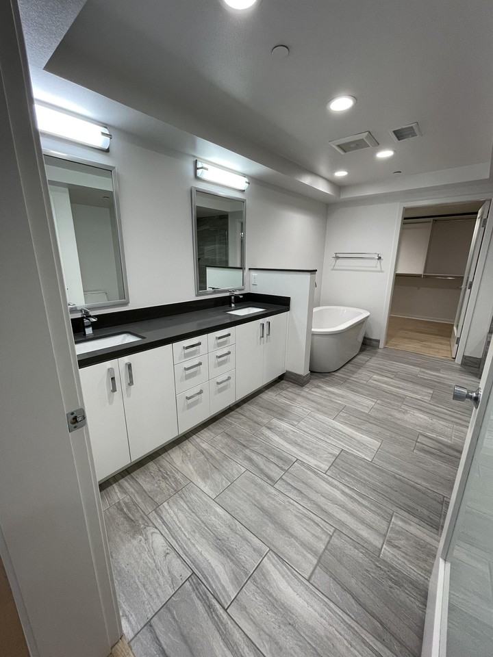 4240 Laurel Canyon Blvd #203 - Photo 7 of 13