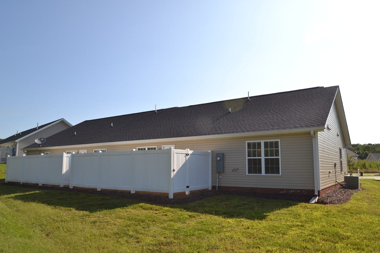 106 Brae Creek Ct - Photo 2 of 8