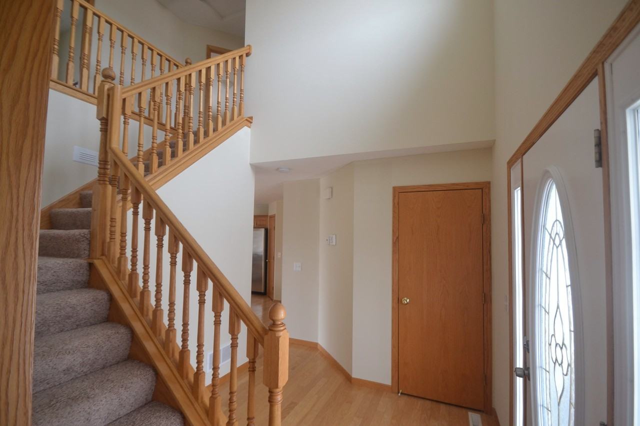 4475 Mason Ave NE - Photo 3 of 13