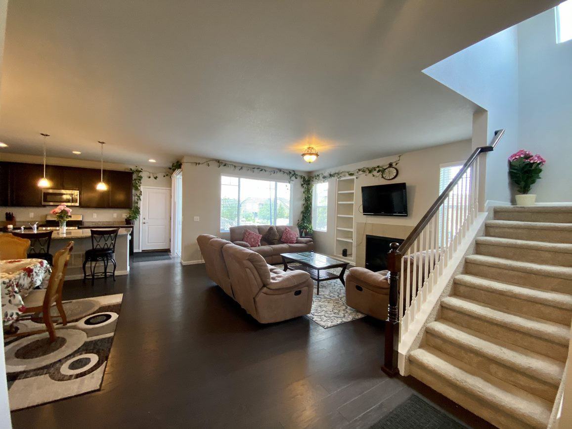12712 Zenobia St - Photo 3 of 28