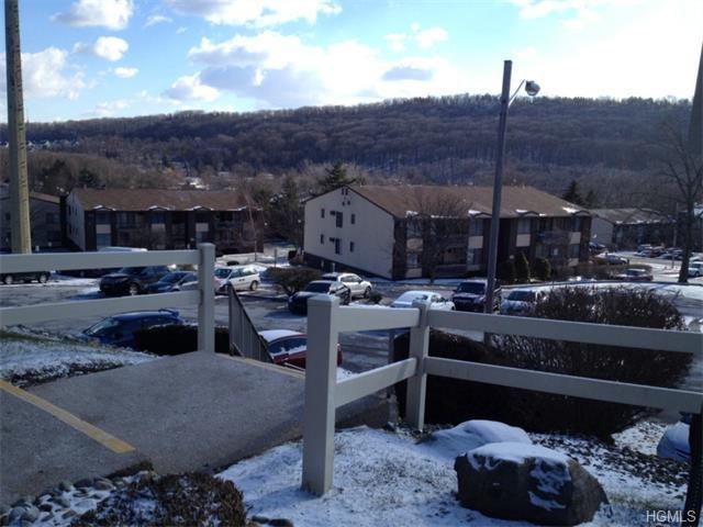 139 Country Club Ln - Photo 3 of 15