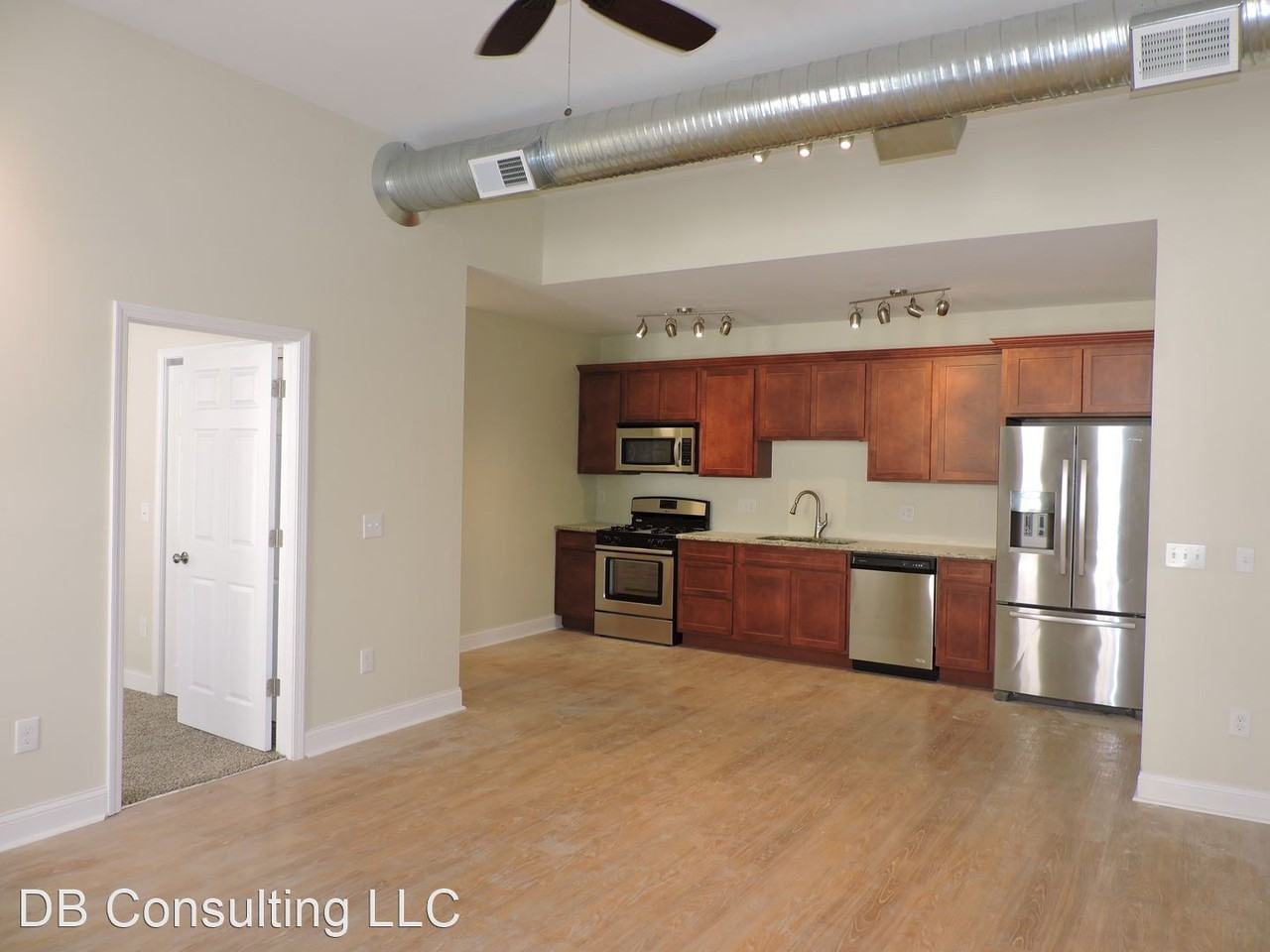 814 Main St. - Photo 2 of 11