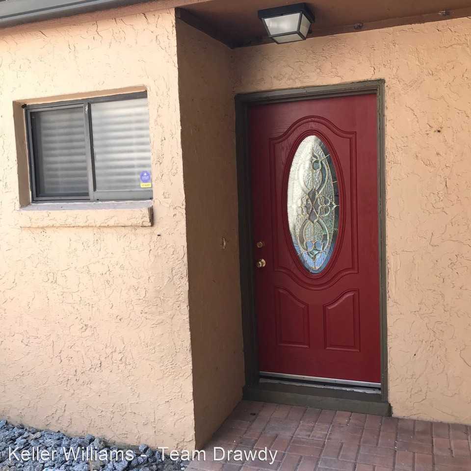 1539 N Carolwood Blvd - Photo 2 of 20
