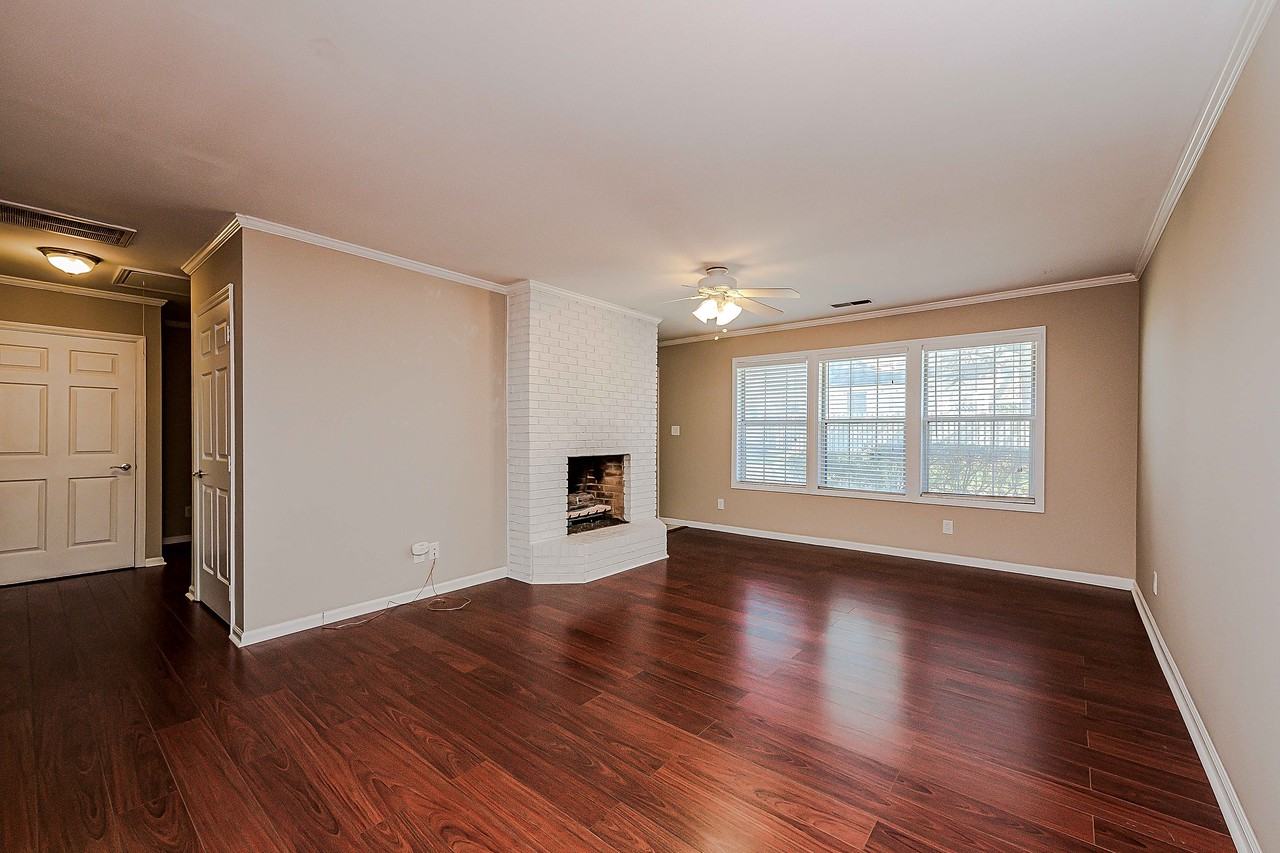 1200 Lattimore St - Photo 2 of 24