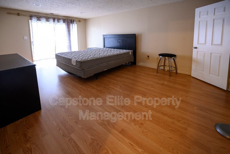 4 Rutgers Dr - Photo 2 of 19