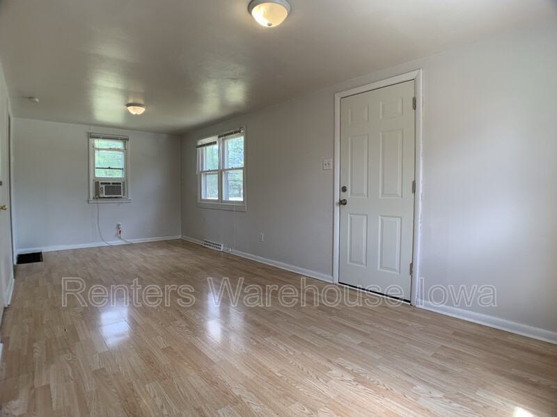 4754 Ne 27th Ct - Photo 2 of 13