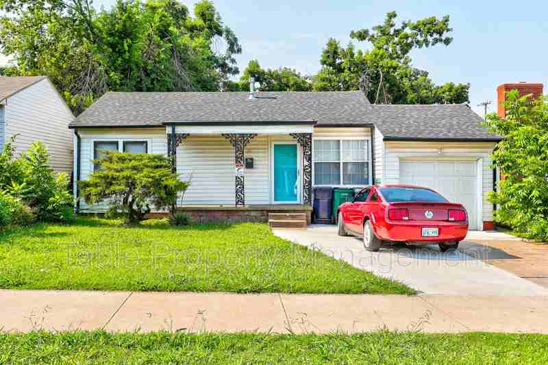 10 Se Grand Blvd - Photo 2 of 28