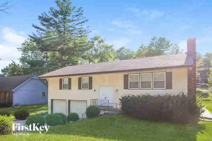 1228 N Withers Rd - Photo 2 of 15