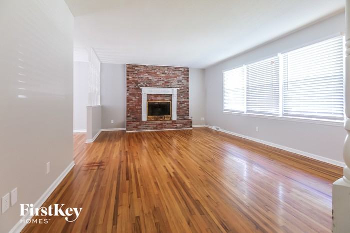 1228 N Withers Rd - Photo 3 of 15