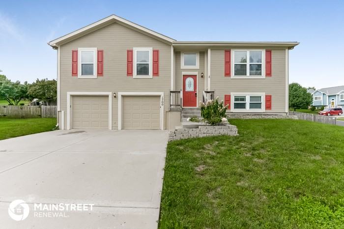 1700 Clear Creek Dr - Photo 2 of 18
