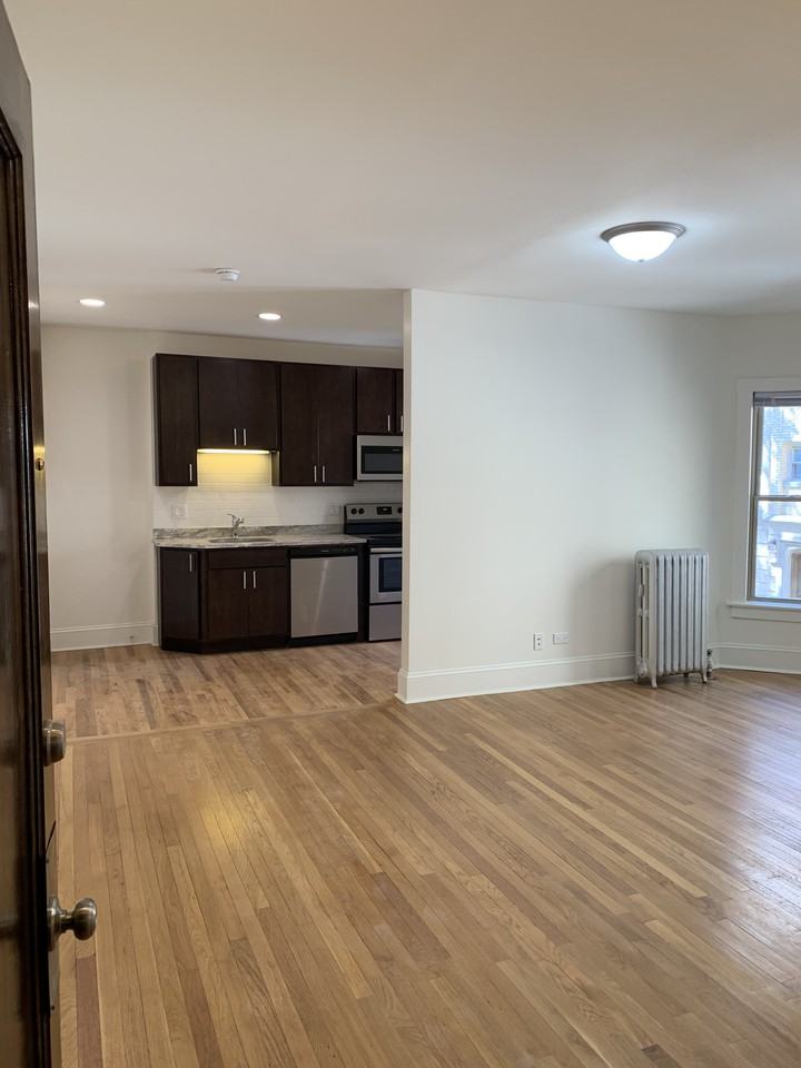 4847 N Kimball Ave #1N