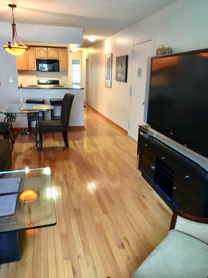 7118 7118 162th St #FL1 - Photo 3 of 14