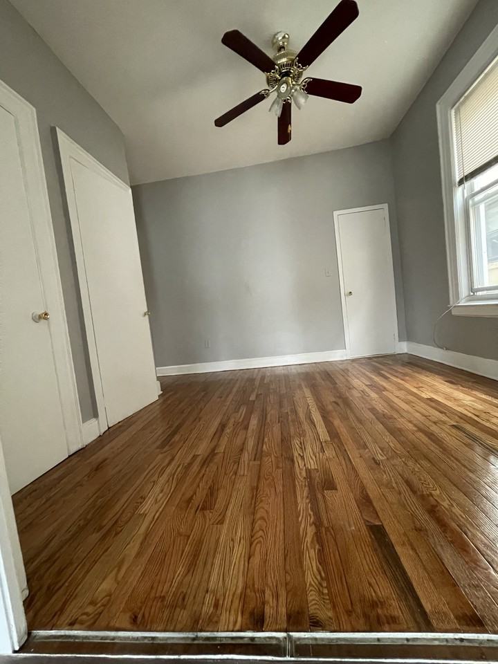 88 88 13 104th Street #2ndFL - Photo 3 of 10