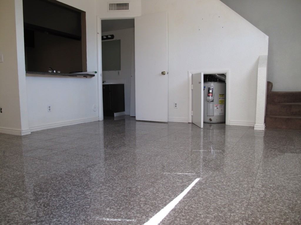 6302 N 64th Dr #1 - Photo 3 of 7