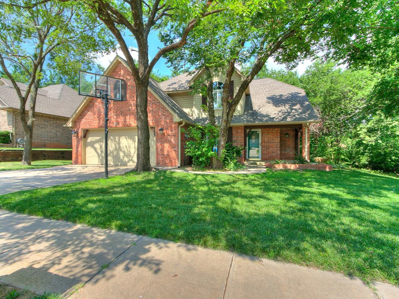 1815 Chelsea Drive #1 - Photo 3 of 30