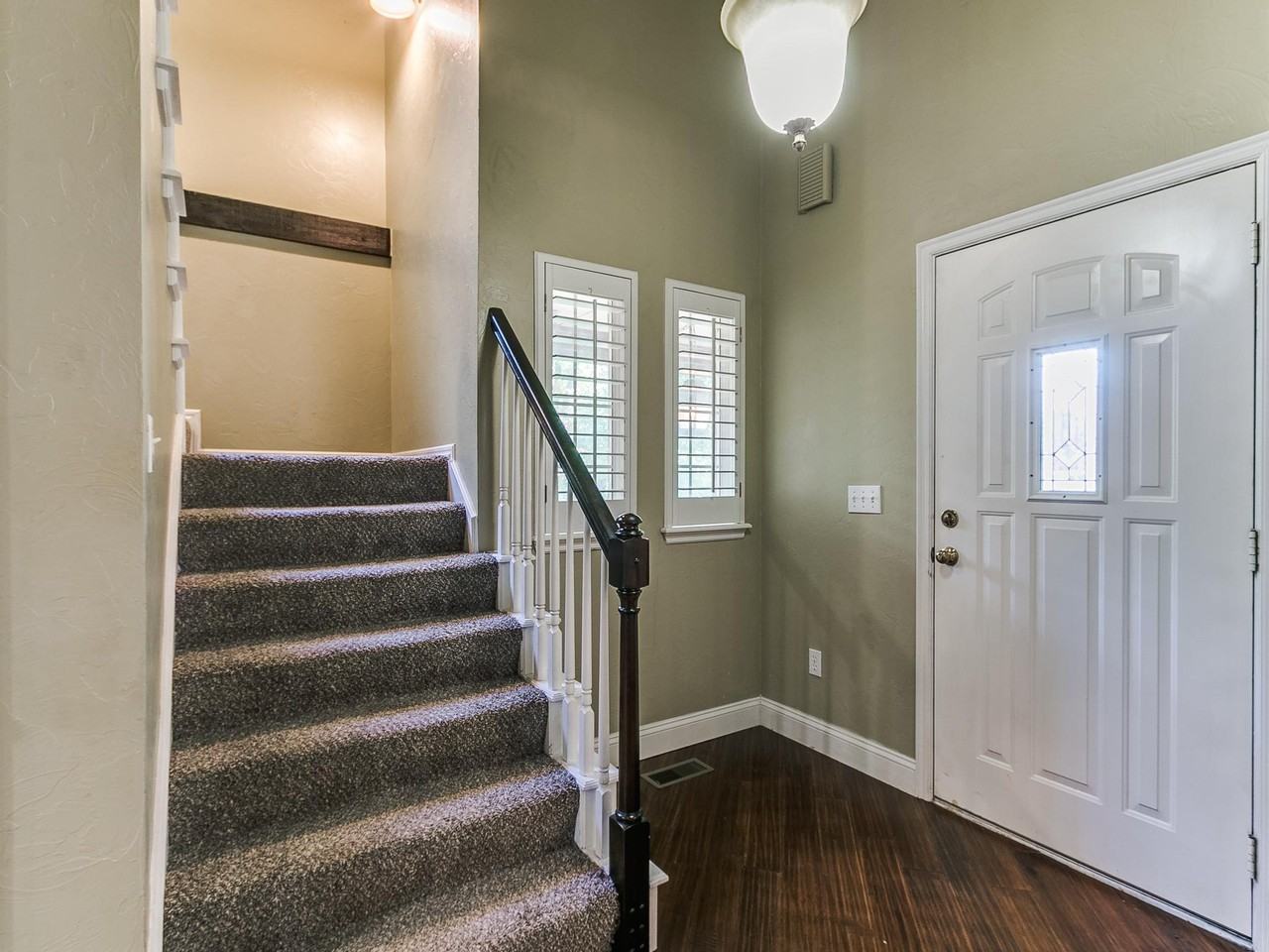 1815 Chelsea Drive #1 - Photo 7 of 30