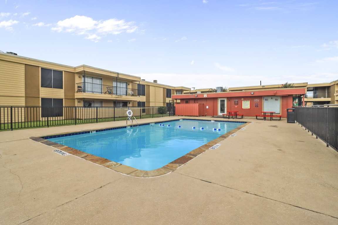 Summer Glen Apartments - Photo 3 of 40