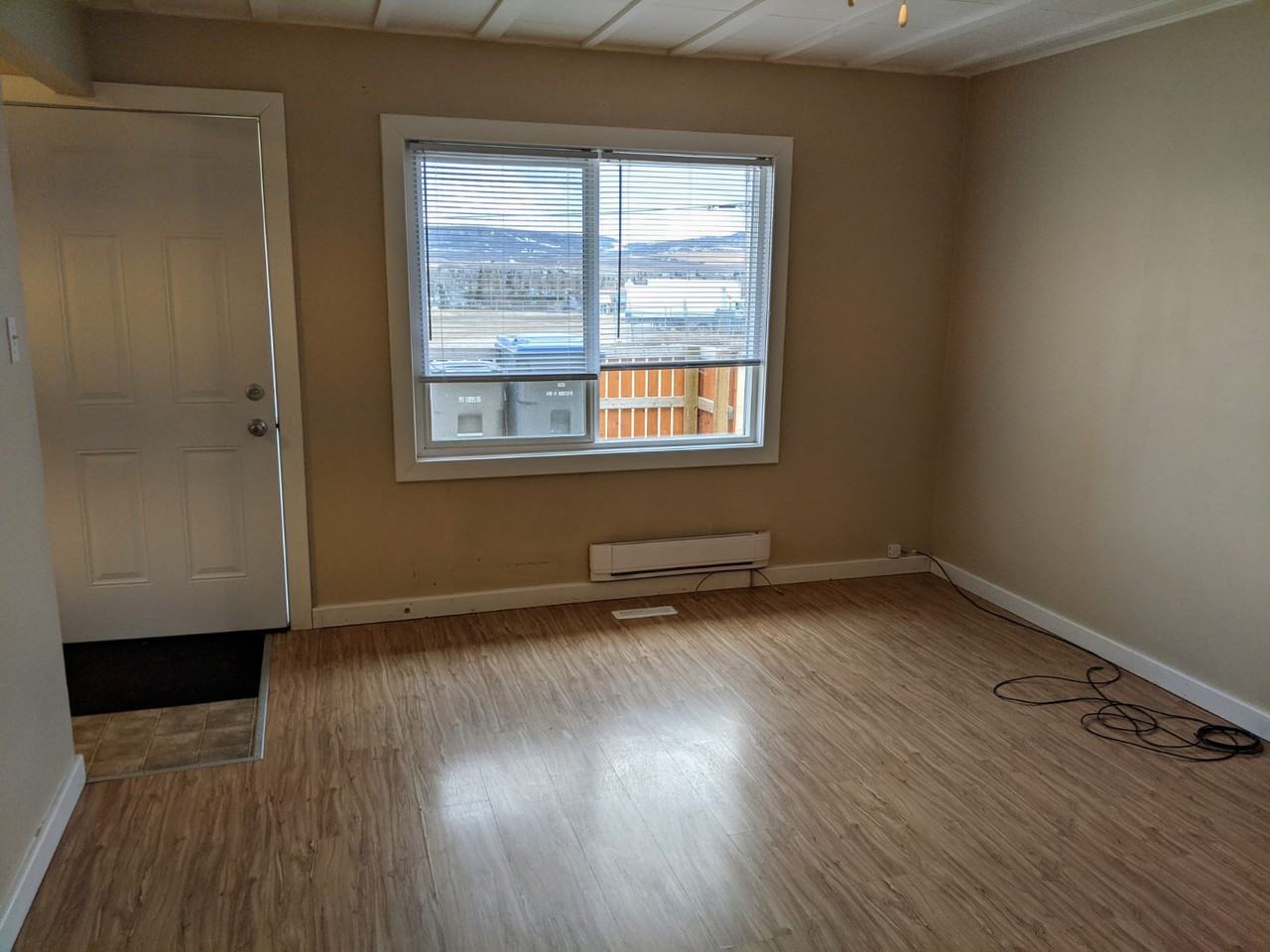 9629 15 St #2 - Photo 3 of 8